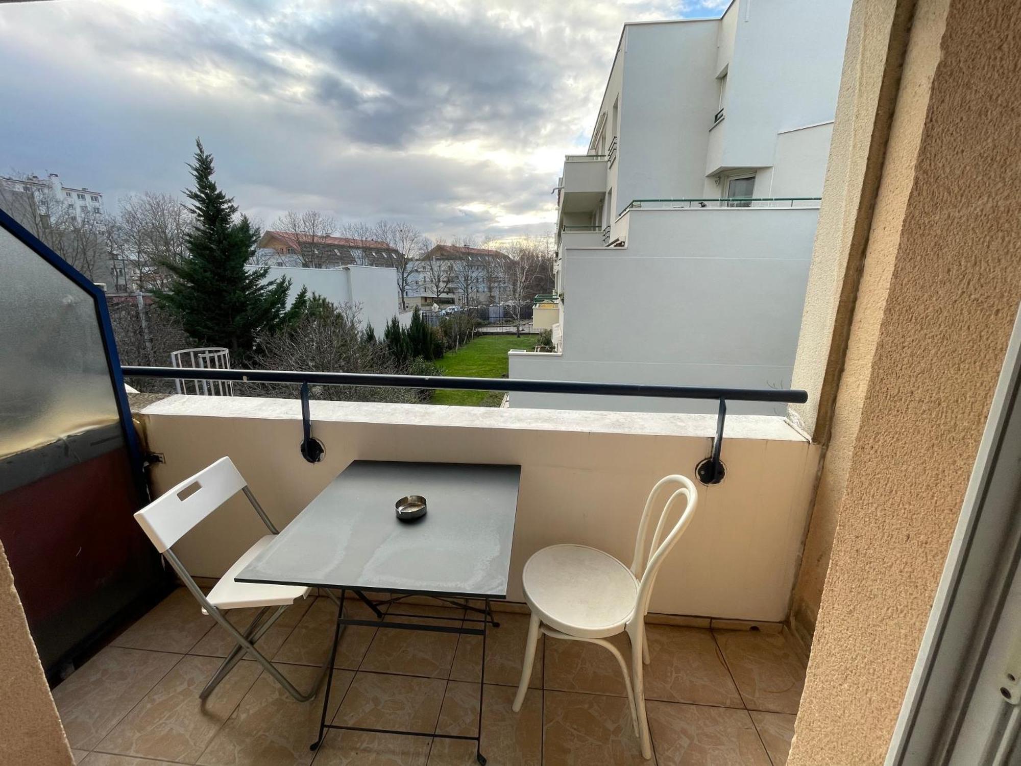 Exclusive Private Apartment By Warilco - Pleyel 25 M2 - A 1 Minute De La Station Metro Carrefour Pleyel Saint-Denis  Exterior foto